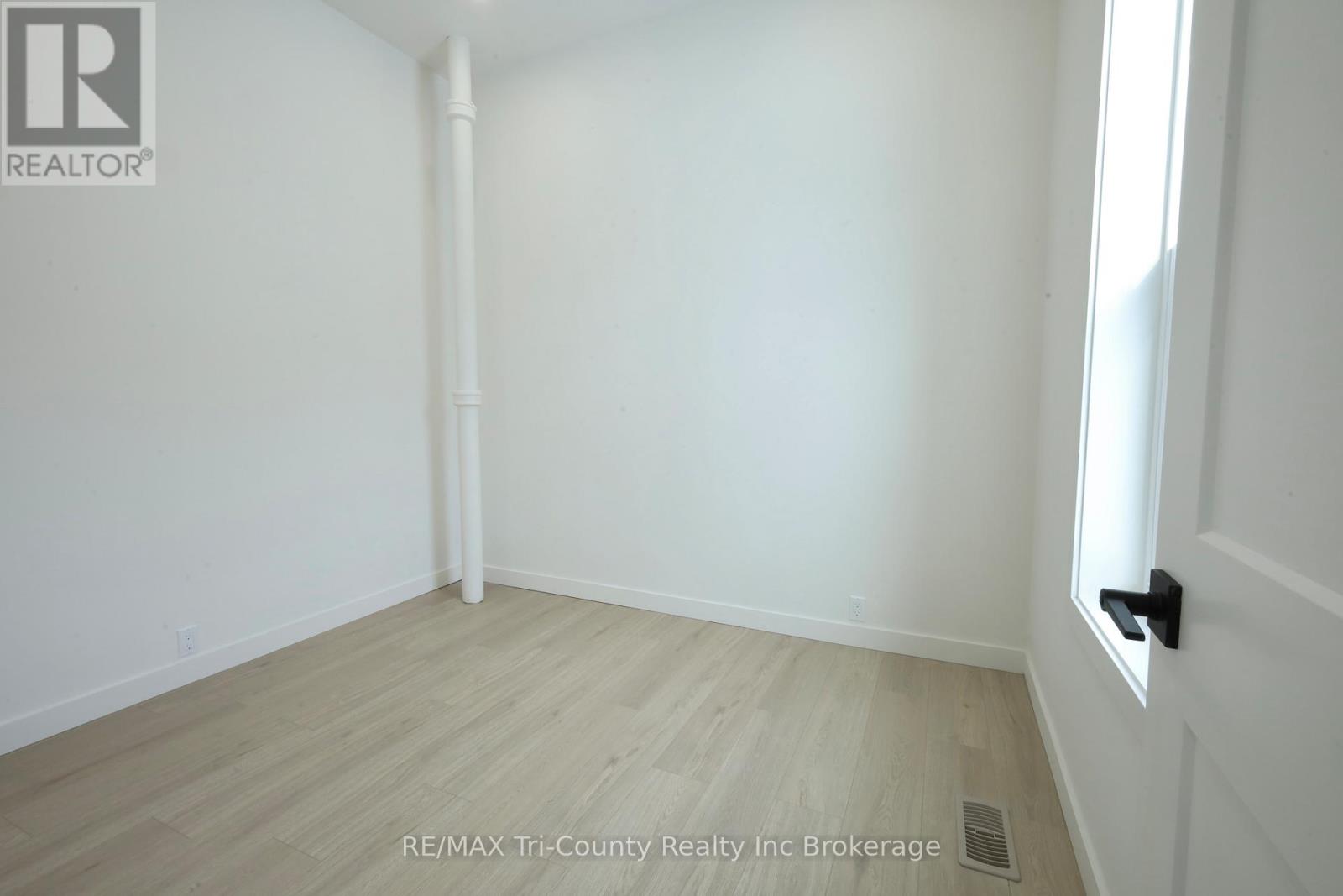 12 Mariam Street, St. Thomas, Ontario  N5P 1W8 - Photo 24 - X12900564