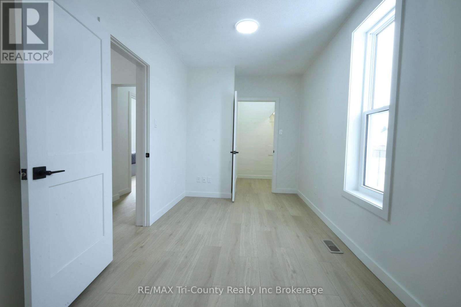 12 Mariam Street, St. Thomas, Ontario  N5P 1W8 - Photo 26 - X12900564