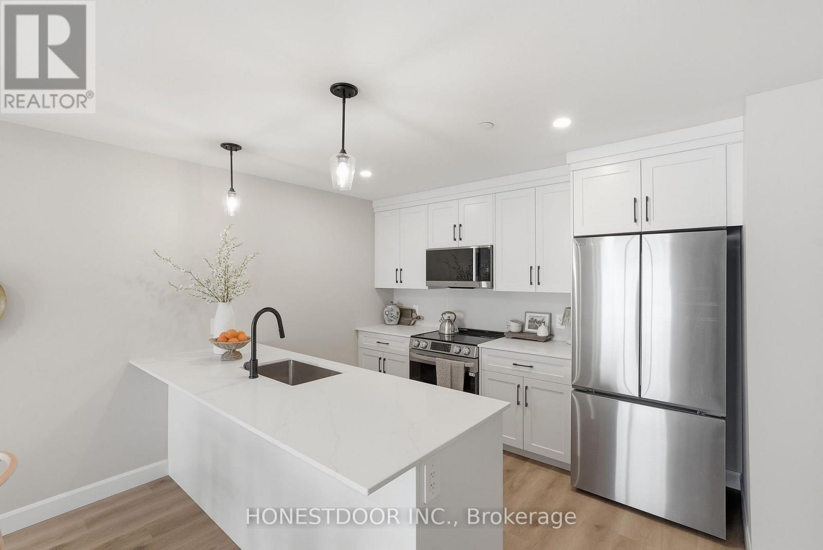 92 Eastridge Road, Brockton, Ontario  N0G 2V0 - Photo 9 - X12743780