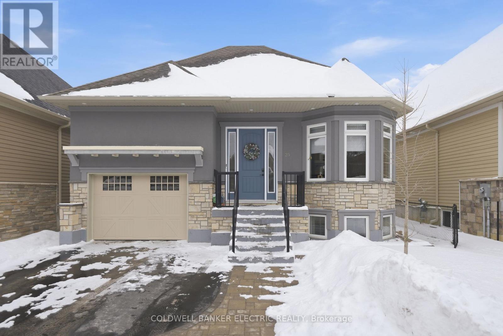 32 - 25 Brinton Drive, Peterborough (Otonabee Ward 1), Ontario  K9J 8S9 - Photo 3 - X12900438