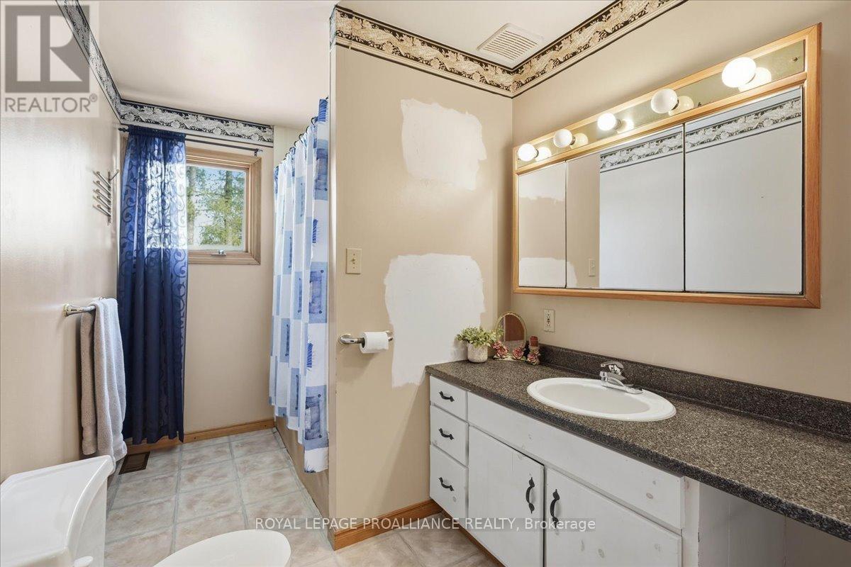 1004 Bateman Road, Stirling-Rawdon (Rawdon Ward), Ontario  K0K 3C0 - Photo 16 - X12900460