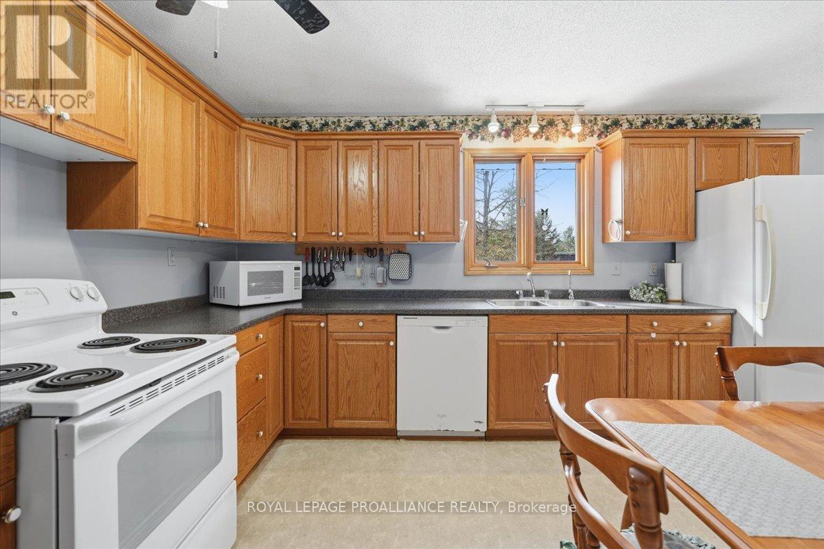 1004 Bateman Road, Stirling-Rawdon (Rawdon Ward), Ontario  K0K 3C0 - Photo 3 - X12900460