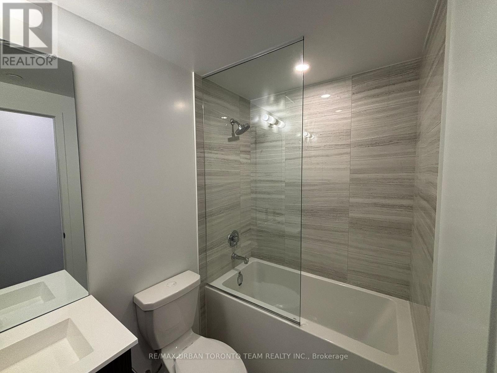 2608 - 180 Front Street E, Toronto (Moss Park), Ontario  M5A 0K9 - Photo 14 - C12900536