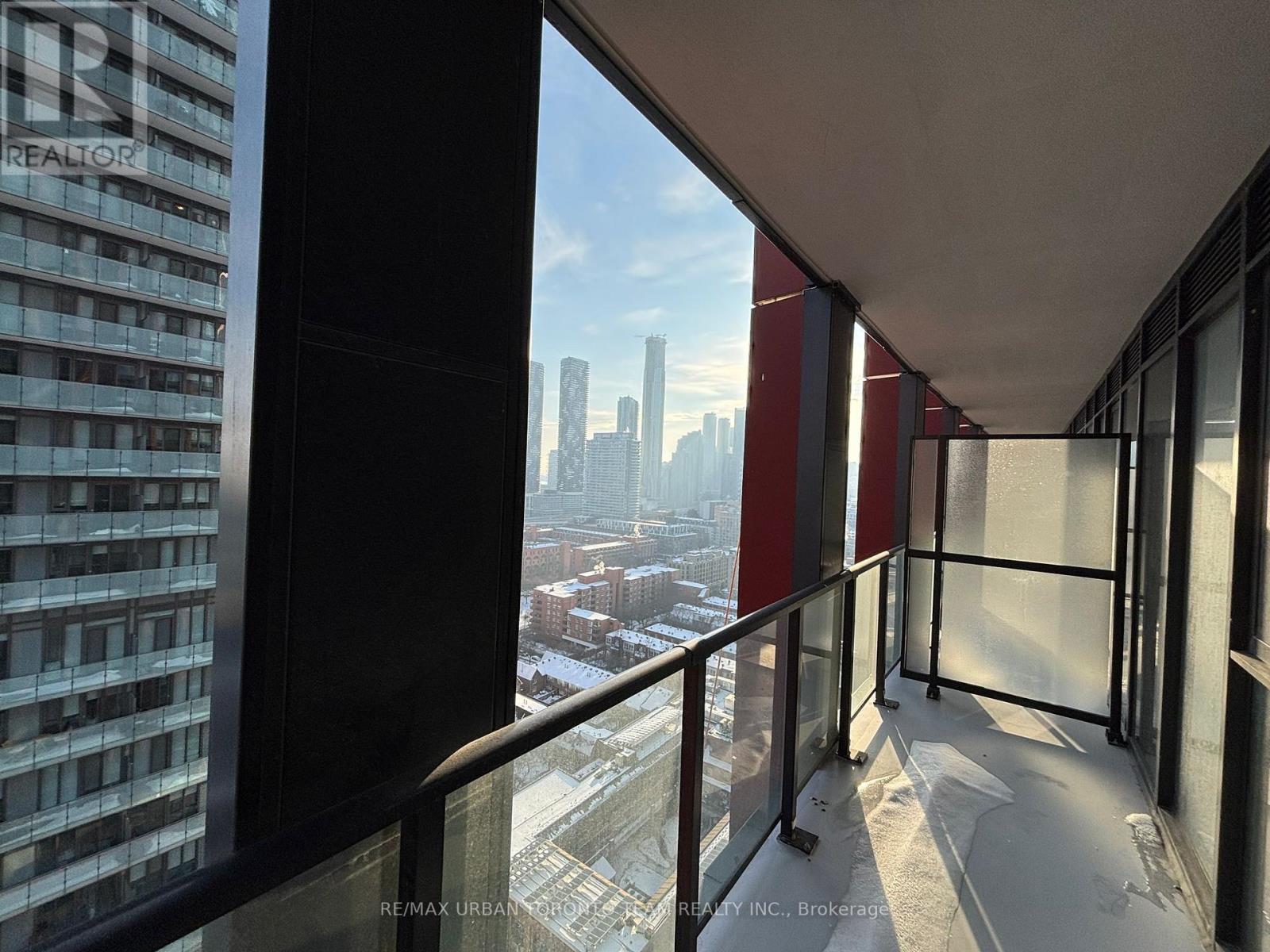 2608 - 180 Front Street E, Toronto (Moss Park), Ontario  M5A 0K9 - Photo 6 - C12900536