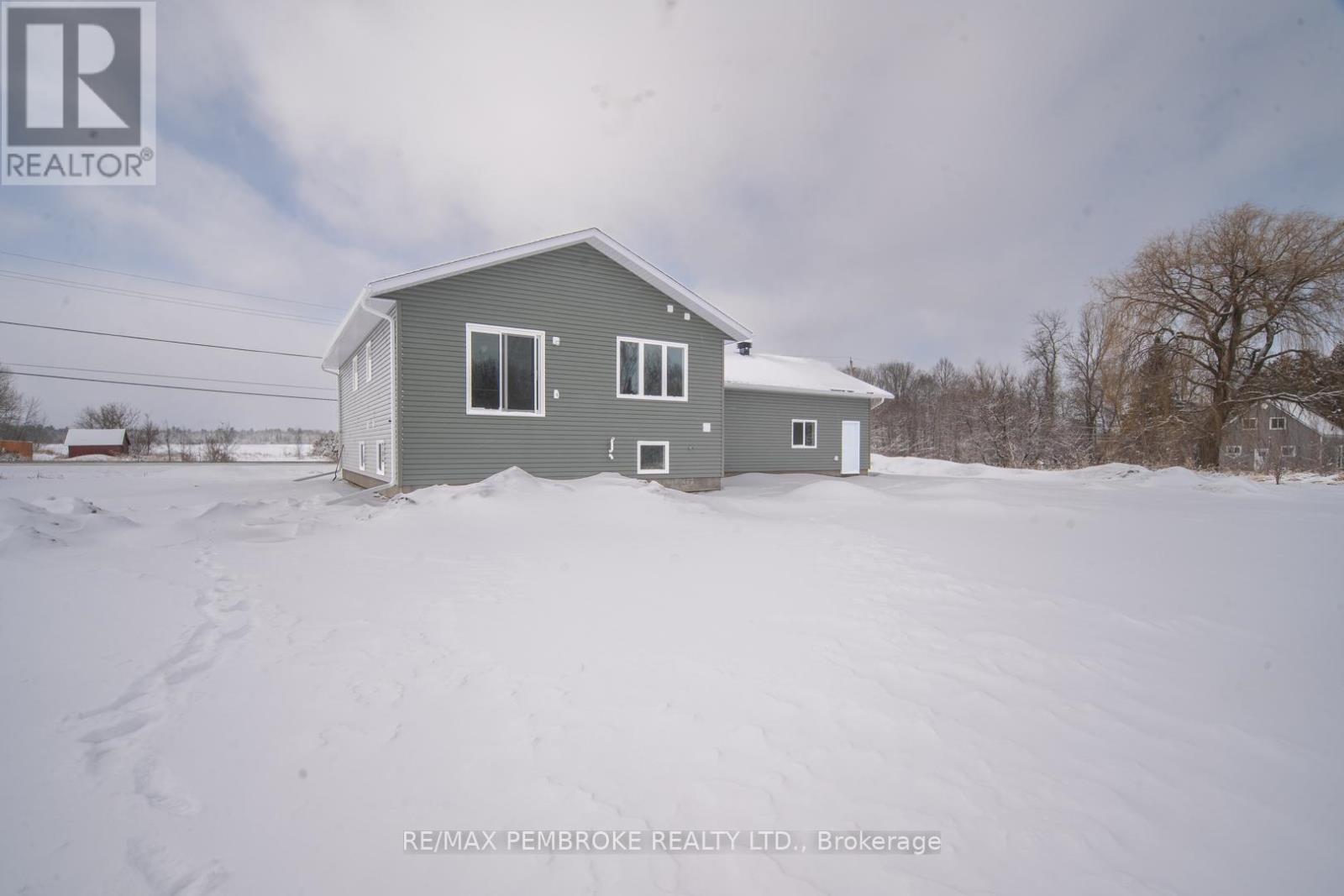 95 Mud Lake Rd. Road, Laurentian Valley, Ontario  K8A 6W4 - Photo 37 - X12900446