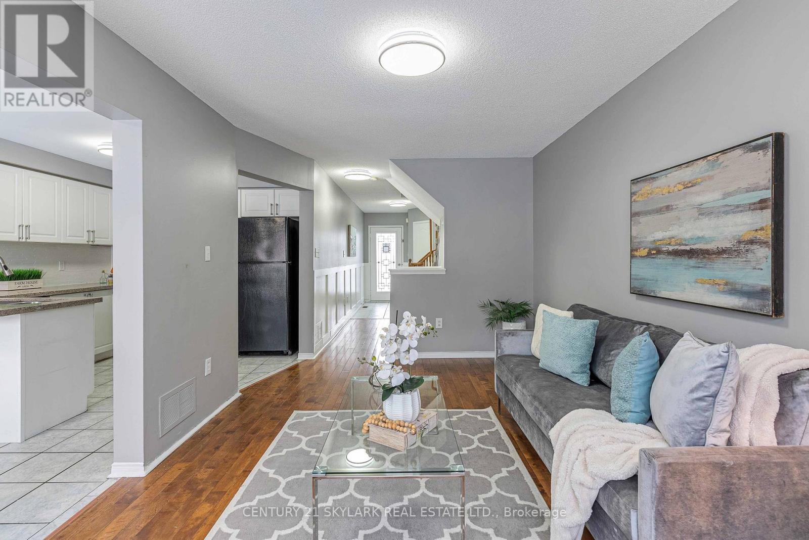 12 Carrington Place, Whitby, Ontario  L1R 3E9 - Photo 10 - E12900430