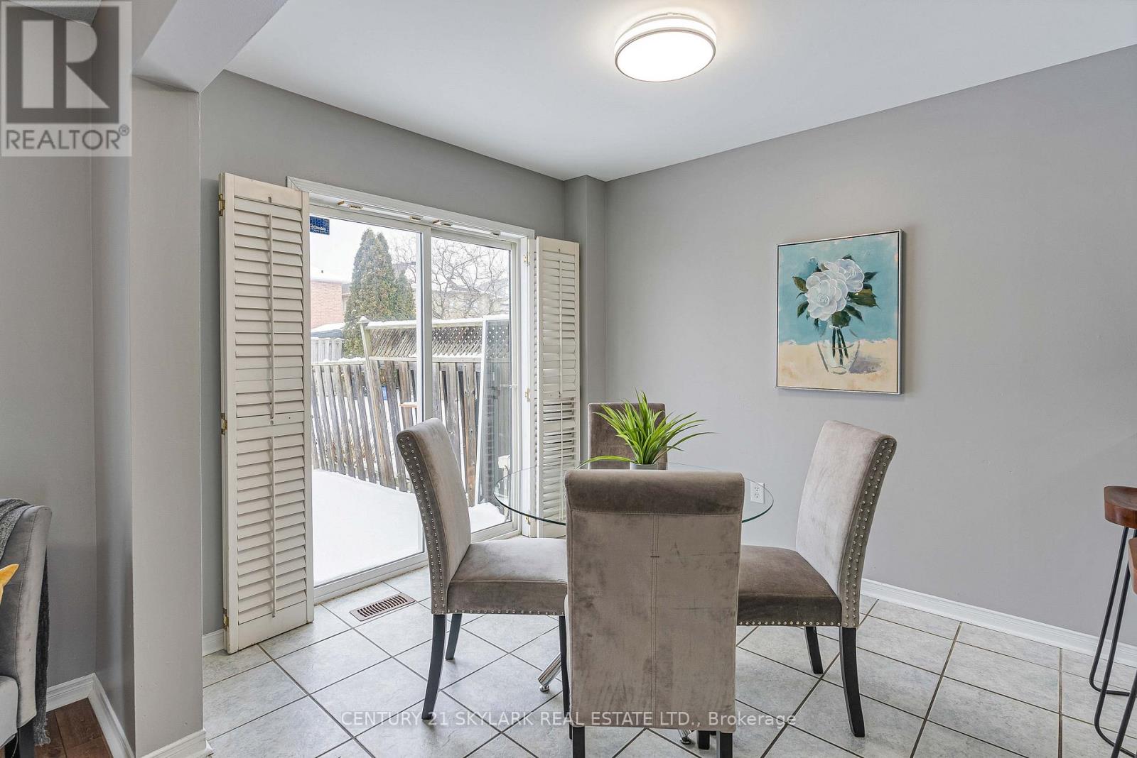 12 Carrington Place, Whitby, Ontario  L1R 3E9 - Photo 17 - E12900430