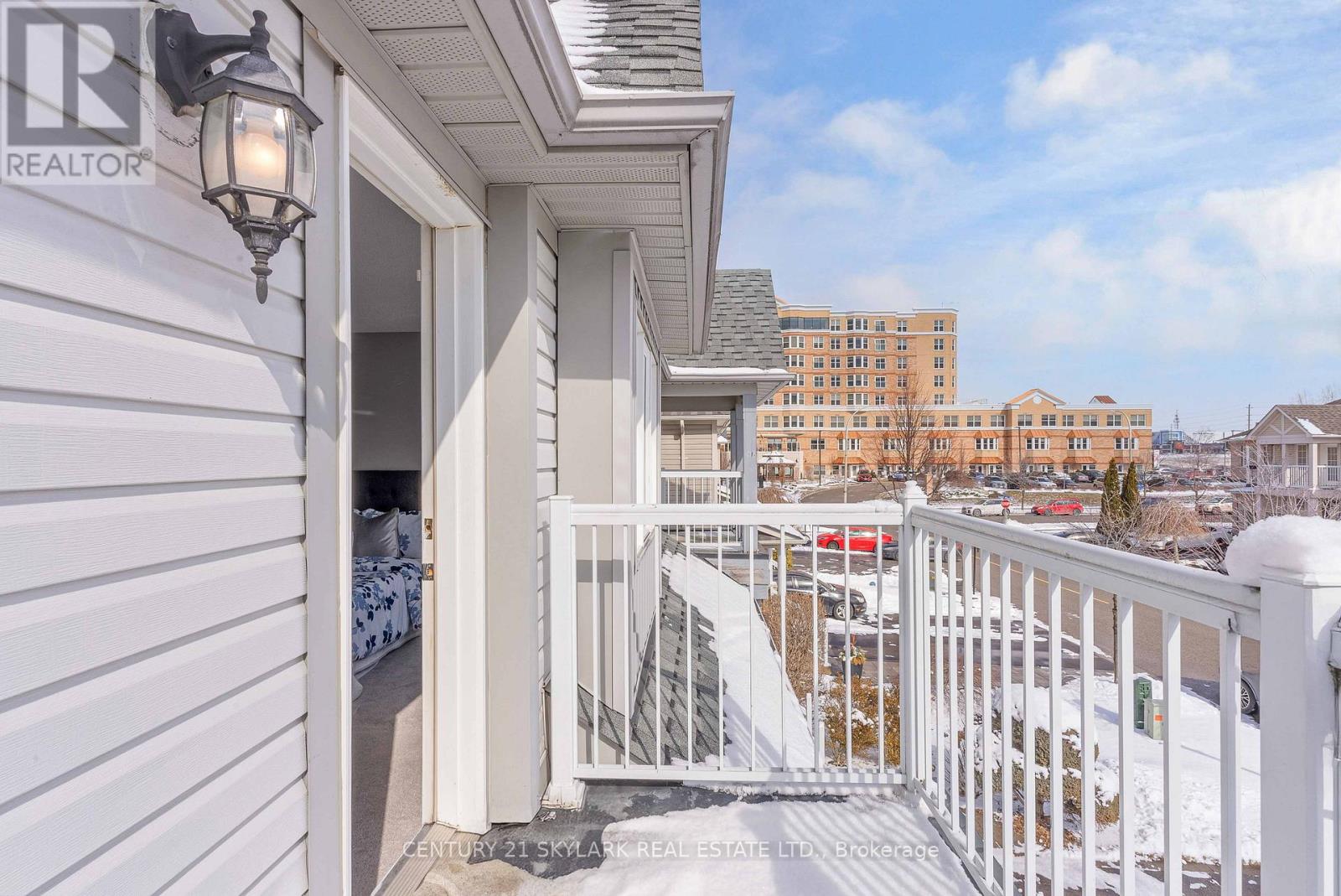 12 Carrington Place, Whitby, Ontario  L1R 3E9 - Photo 30 - E12900430