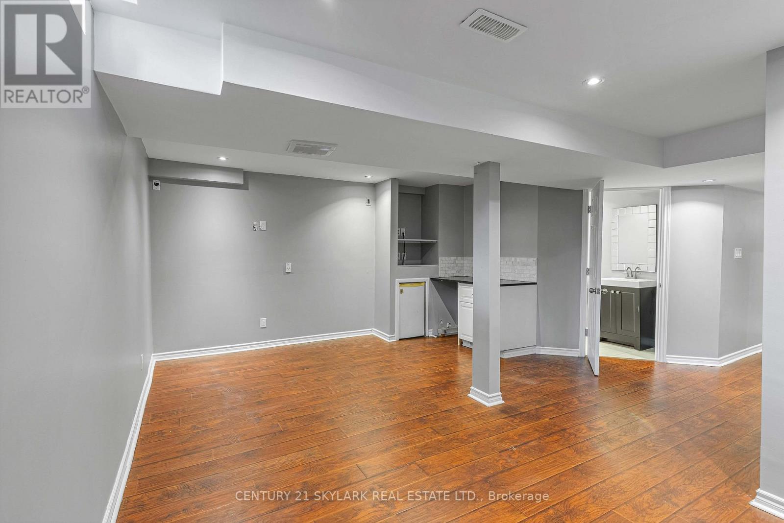 12 Carrington Place, Whitby, Ontario  L1R 3E9 - Photo 36 - E12900430