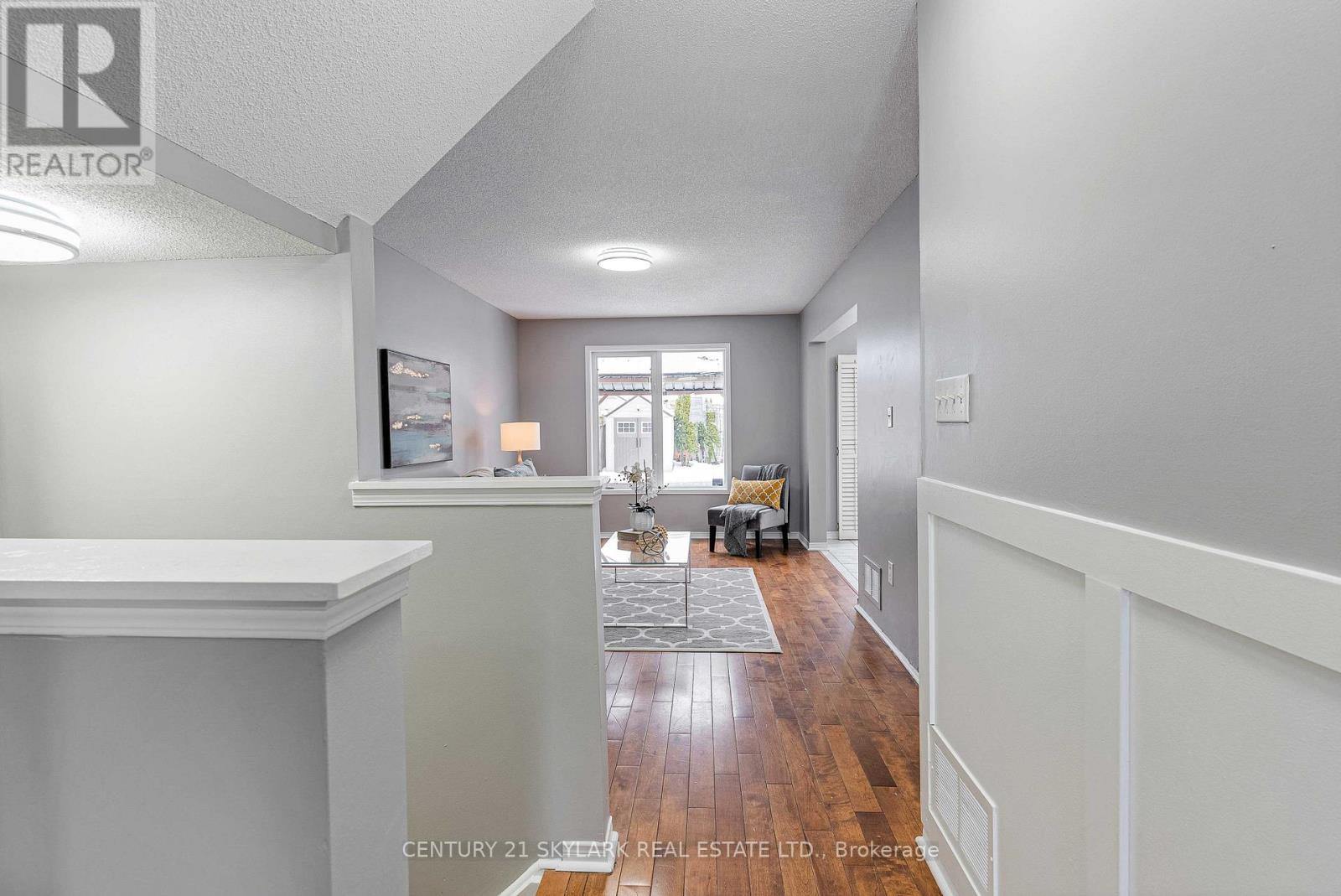 12 Carrington Place, Whitby, Ontario  L1R 3E9 - Photo 7 - E12900430