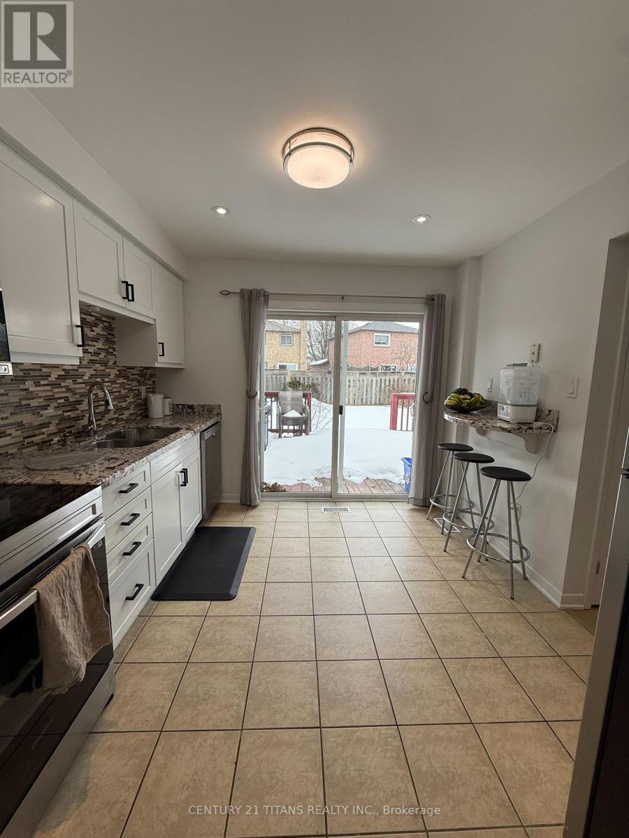 40 Ravenscroft Road, Ajax, Ontario  L1T 1W2 - Photo 10 - E12900468