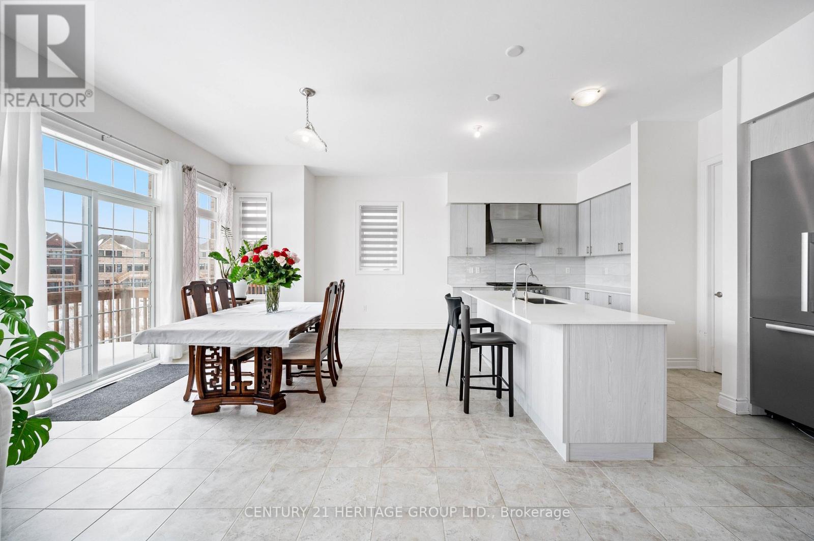 51 Hydrangea Hollow, East Gwillimbury, Ontario  L9N 0T1 - Photo 13 - N12900462