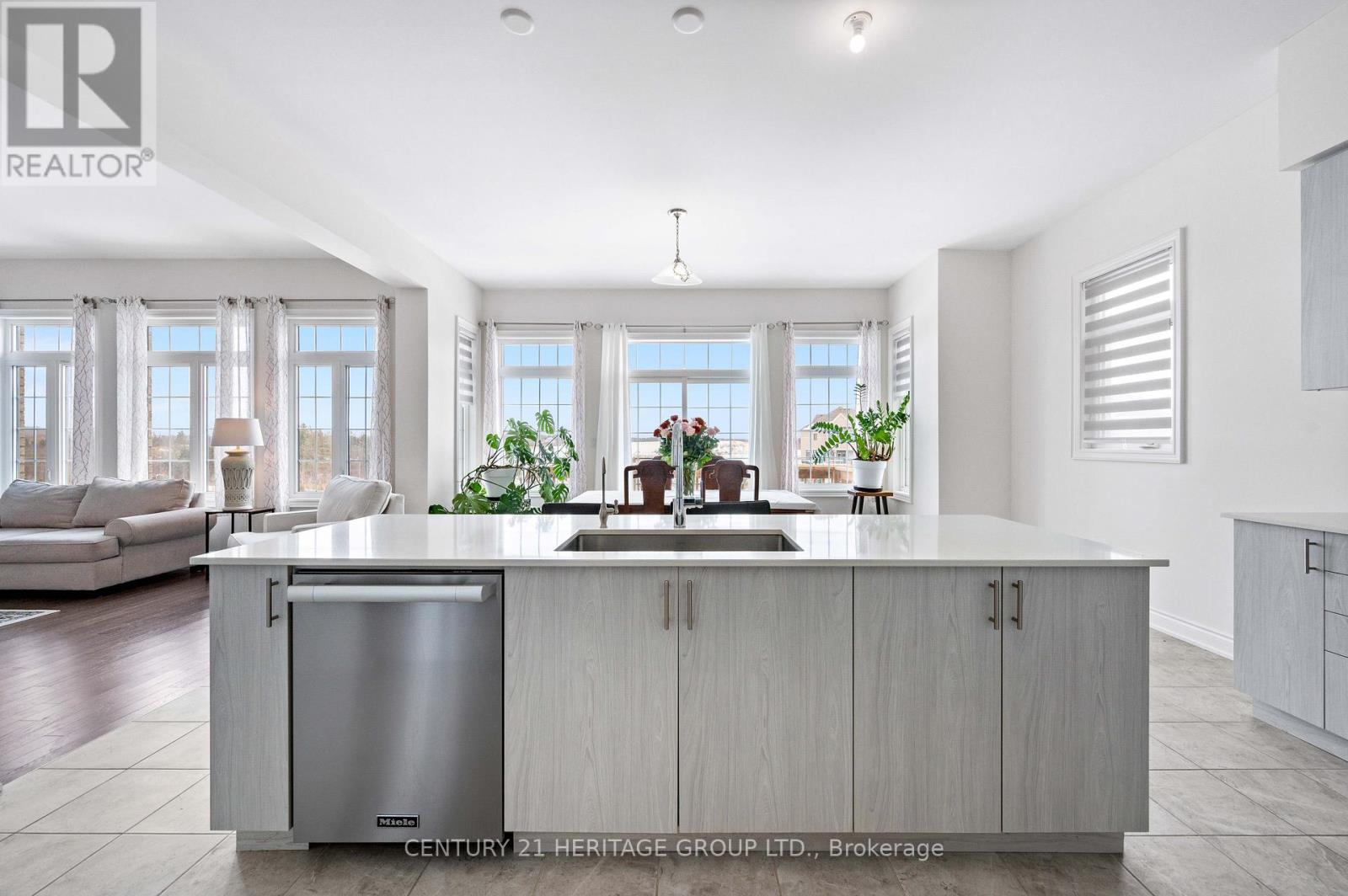 51 Hydrangea Hollow, East Gwillimbury, Ontario  L9N 0T1 - Photo 20 - N12900462