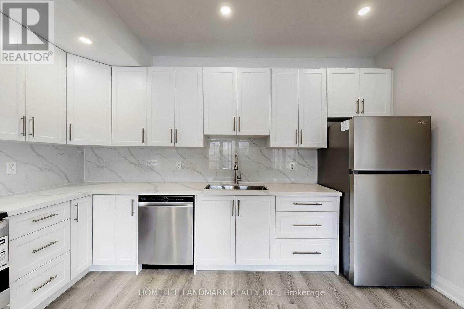 75 Hurst Avenue, Vaughan, Ontario  L6A 4Y6 - Photo 33 - N12900470