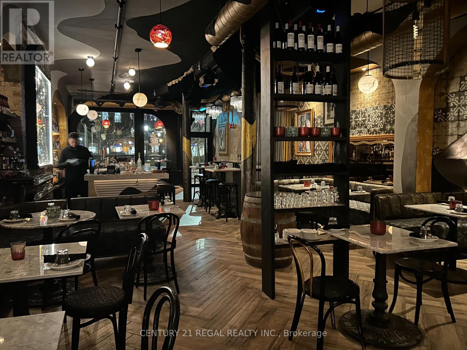 40 WELLINGTON STREET E, Toronto, Ontario