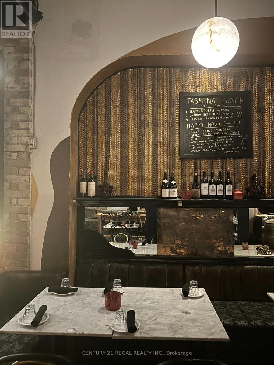 40 Wellington Street E, Toronto, Ontario  M5E 1E3 - Photo 27 - C12880610