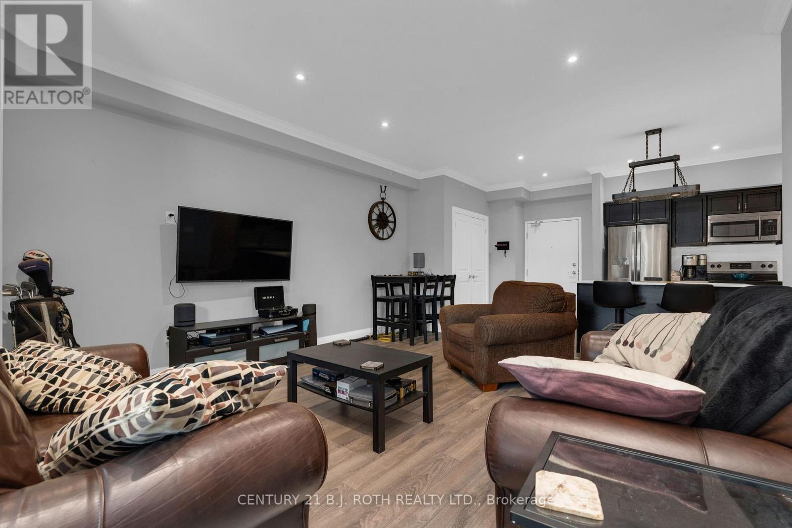 103 - 304 Essa Road, Barrie (0 West), Ontario  L9J 0H4 - Photo 11 - S12900464