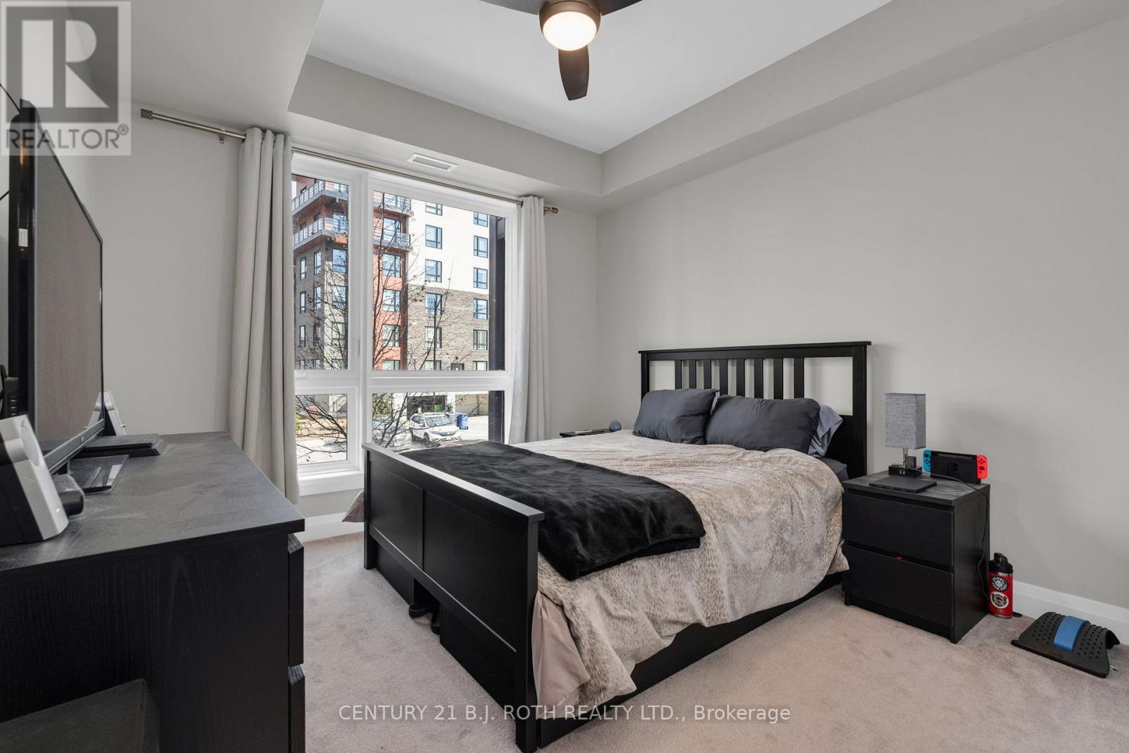 103 - 304 Essa Road, Barrie (0 West), Ontario  L9J 0H4 - Photo 13 - S12900464