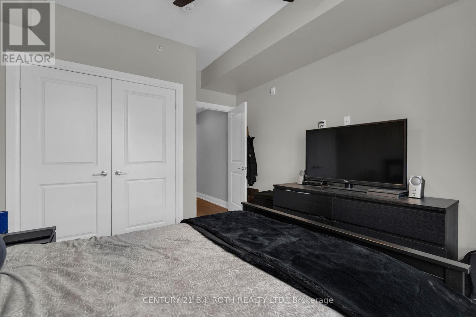 103 - 304 Essa Road, Barrie (0 West), Ontario  L9J 0H4 - Photo 14 - S12900464