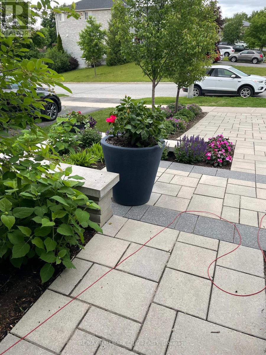 12 Muir Drive, Barrie, Ontario  L4N 0H9 - Photo 33 - S12900520