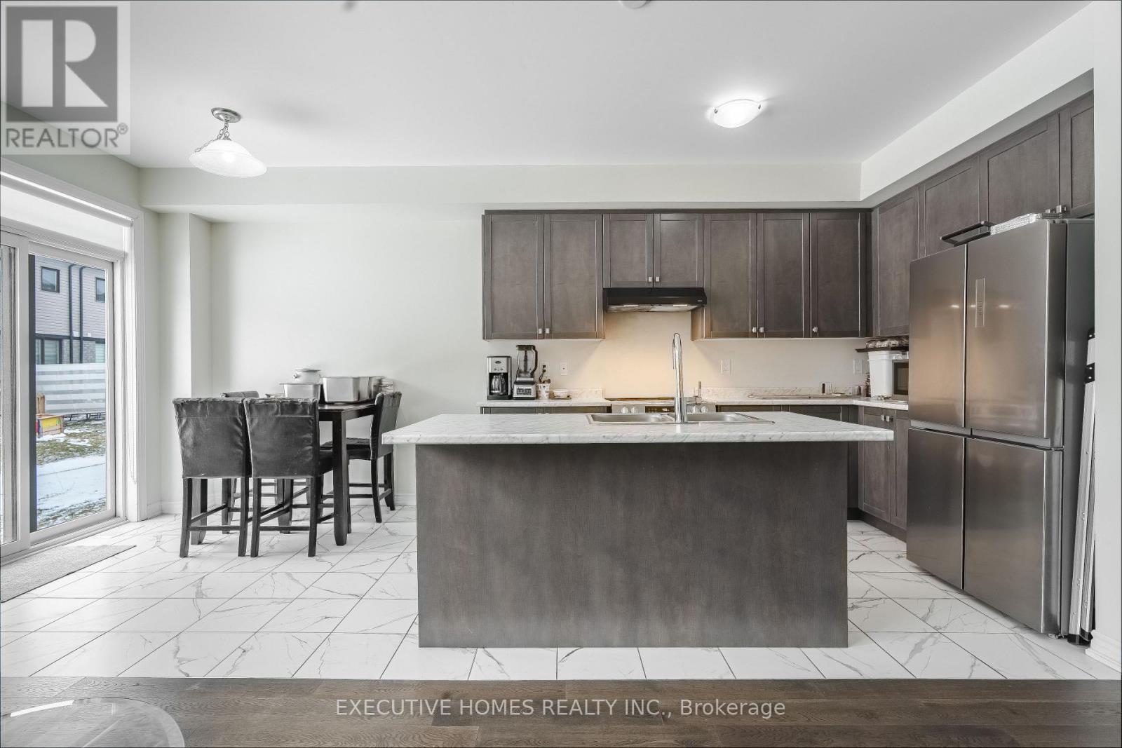 16 Ever Sweet Way W, Thorold, Ontario  L2V 0L1 - Photo 10 - X12889274