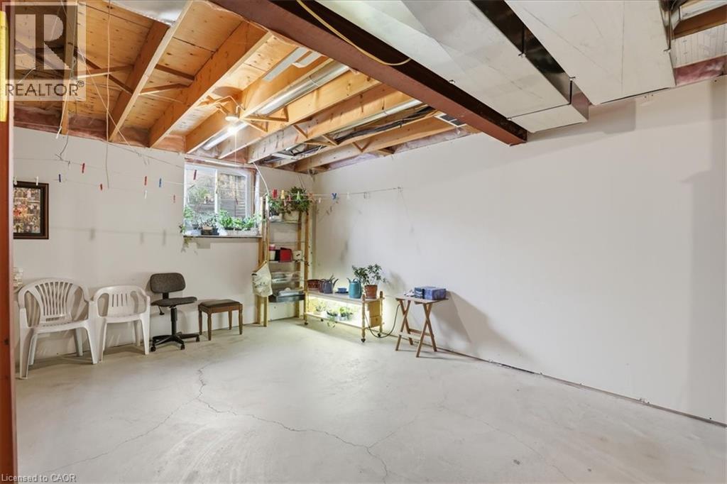 324 Maverick Street, Waterloo, Ontario  N2K 0A4 - Photo 39 - 40813054