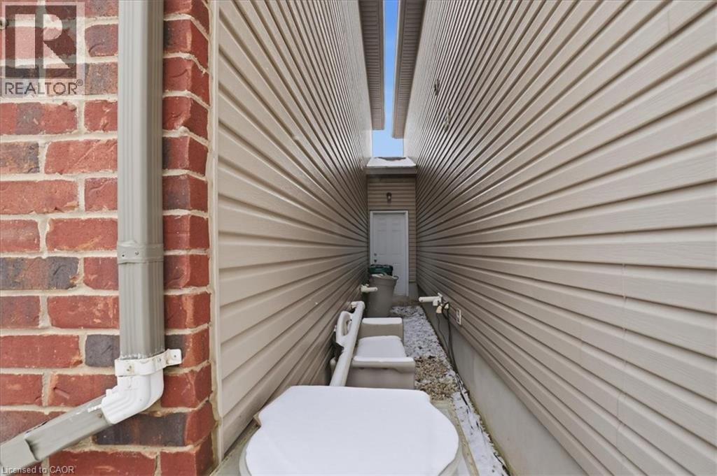 324 Maverick Street, Waterloo, Ontario  N2K 0A4 - Photo 41 - 40813054