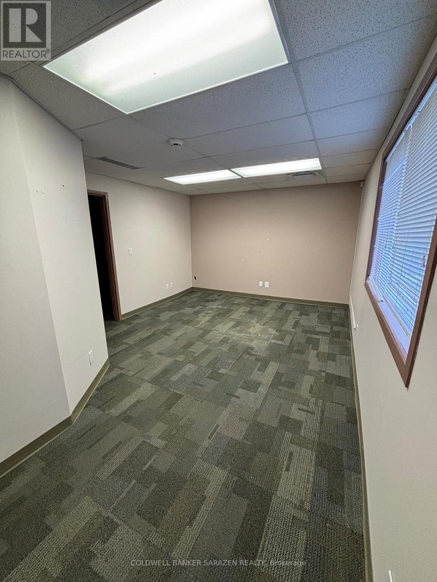 7010 Parkway Road, Ottawa, Ontario  K4P 1A7 - Photo 13 - X12900212