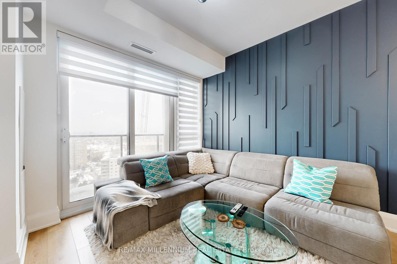 2202 - 30 Elm Drive W, Mississauga, Ontario  L5B 0N6 - Photo 15 - W12900392