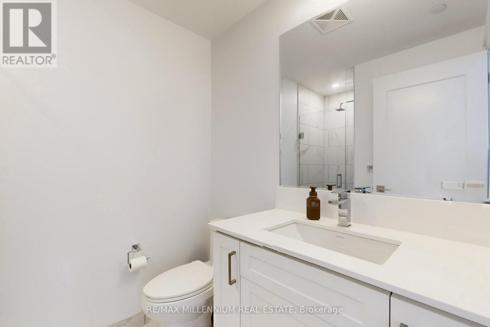 2202 - 30 Elm Drive W, Mississauga, Ontario  L5B 0N6 - Photo 38 - W12900392