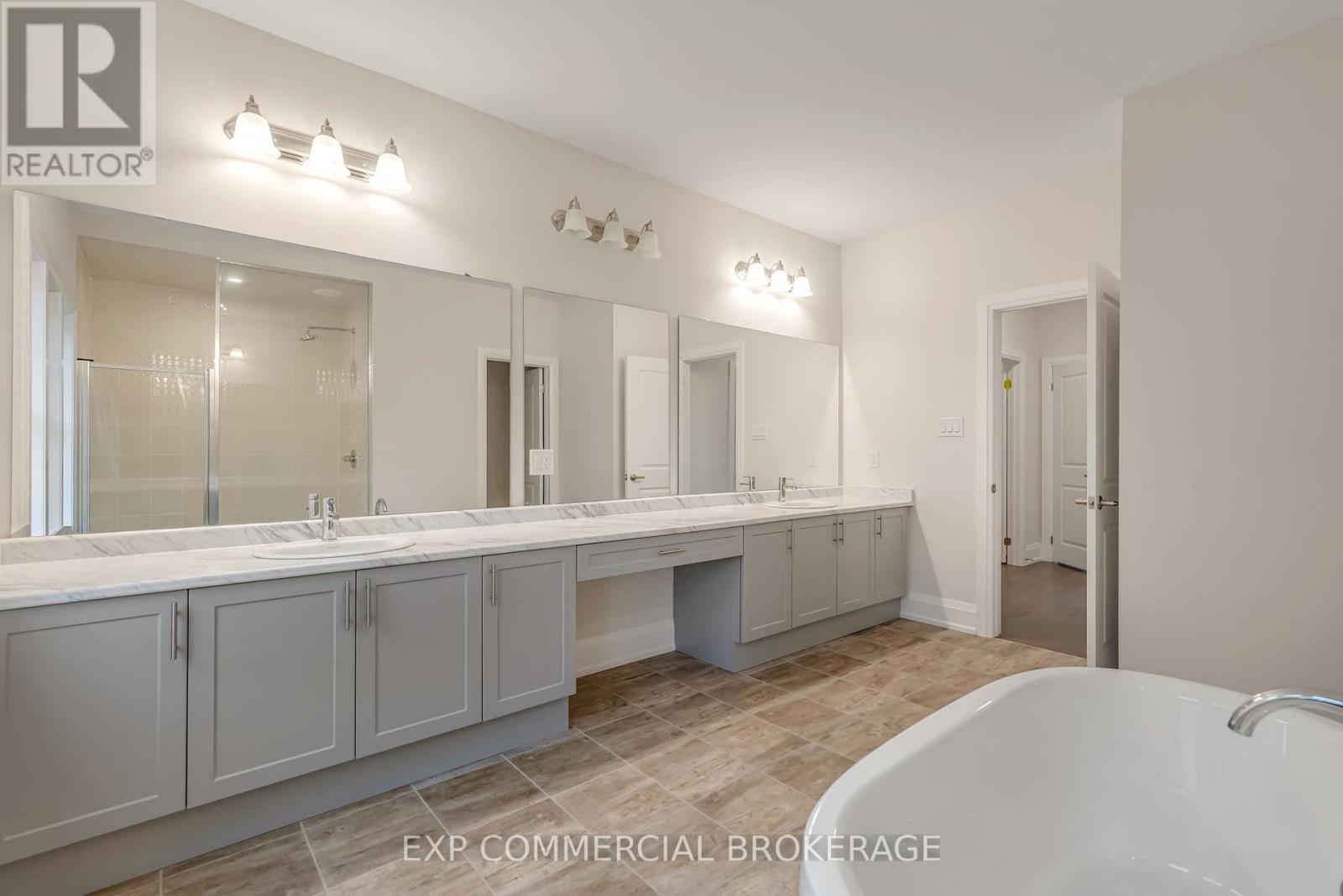 27 Gamble Street, Halton Hills, Ontario  L7G 0P3 - Photo 32 - W12900402