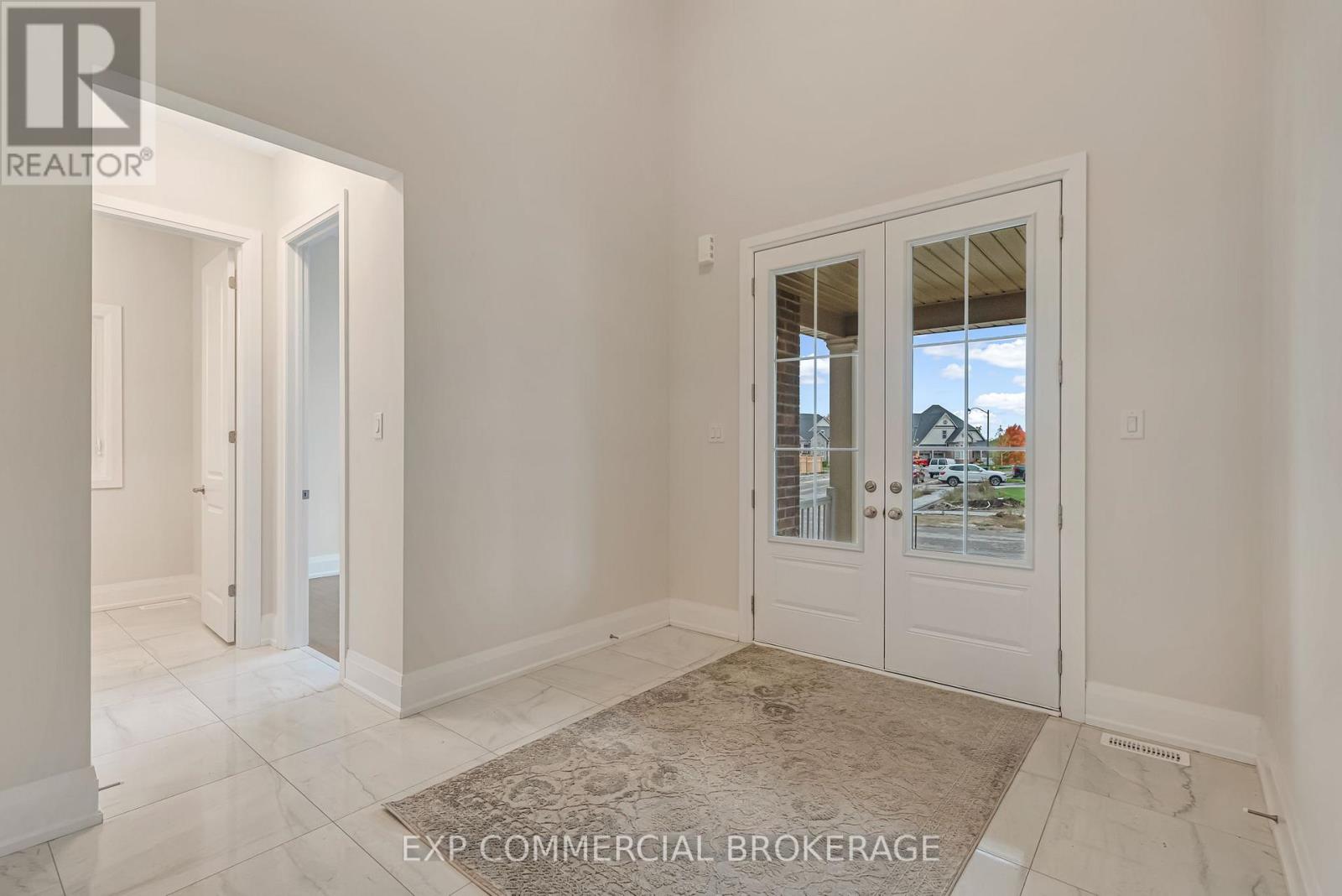 27 Gamble Street, Halton Hills, Ontario  L7G 0P3 - Photo 4 - W12900402