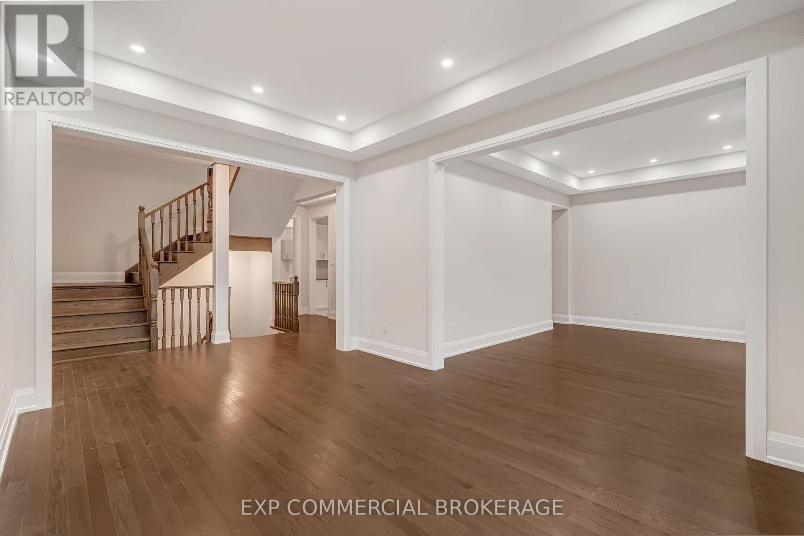 27 Gamble Street, Halton Hills, Ontario  L7G 0P3 - Photo 6 - W12900402