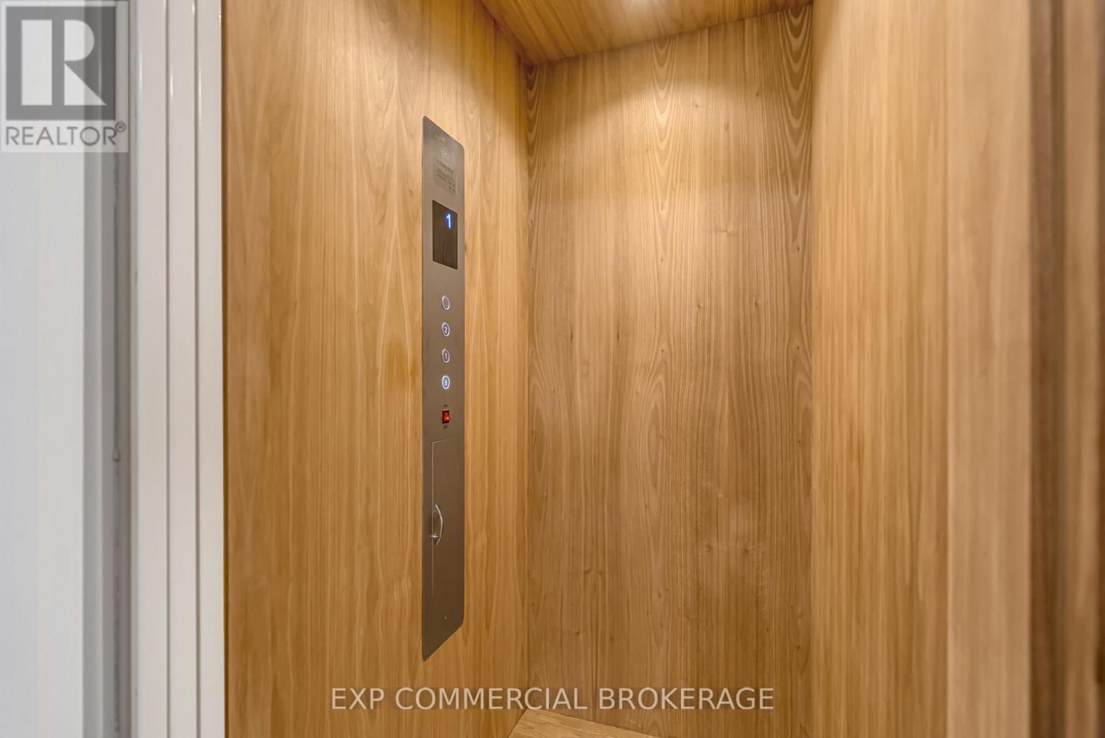 27 Gamble Street, Halton Hills, Ontario  L7G 0P3 - Photo 8 - W12900402