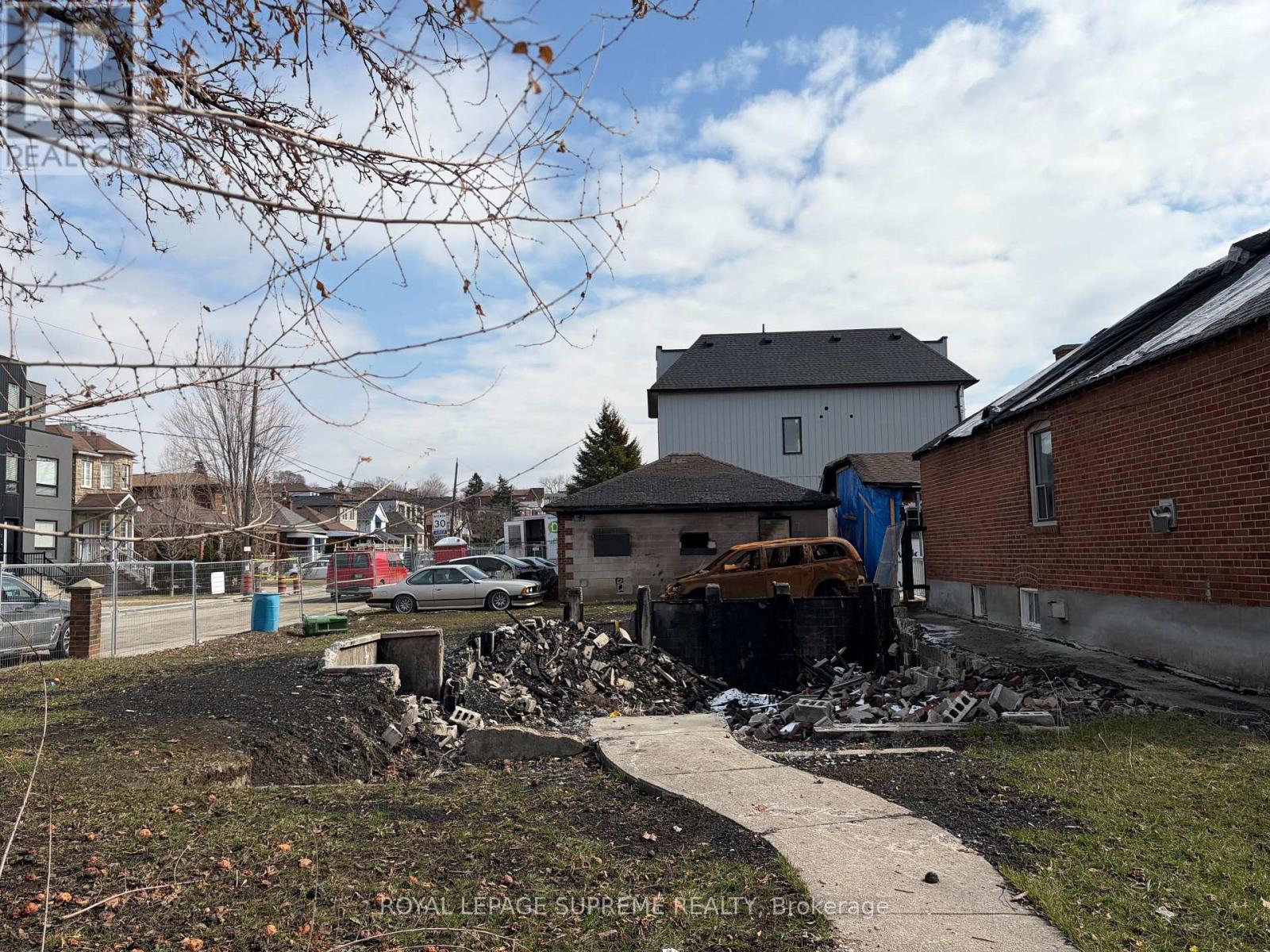 1785 Keele Street, Toronto, Ontario  M6M 3X2 - Photo 3 - W12900442