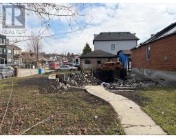 1785 KEELE STREET, Toronto, Ontario