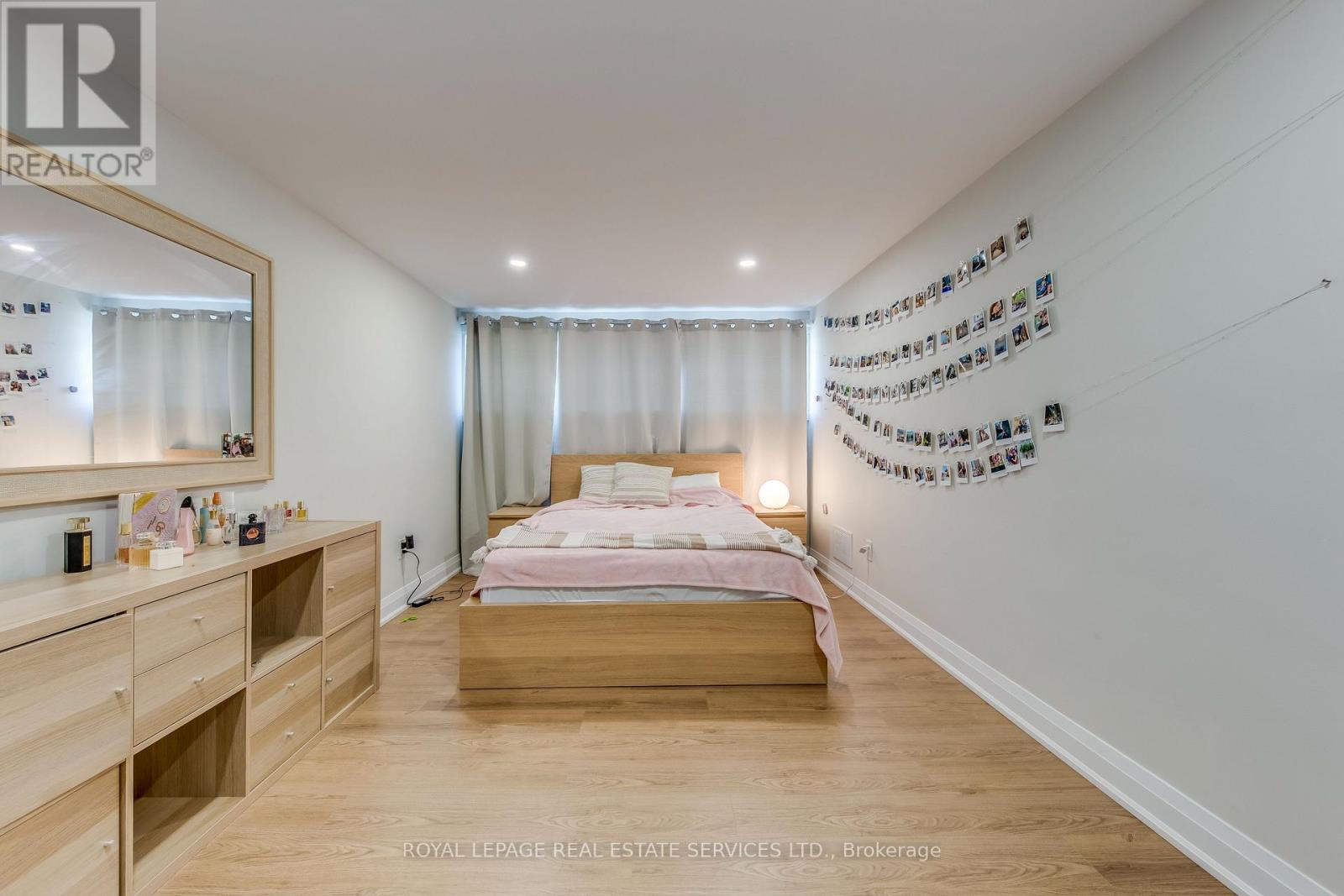 9 - 3308 The Credit Woodlands, Mississauga, Ontario  L5C 2J8 - Photo 11 - W12900488