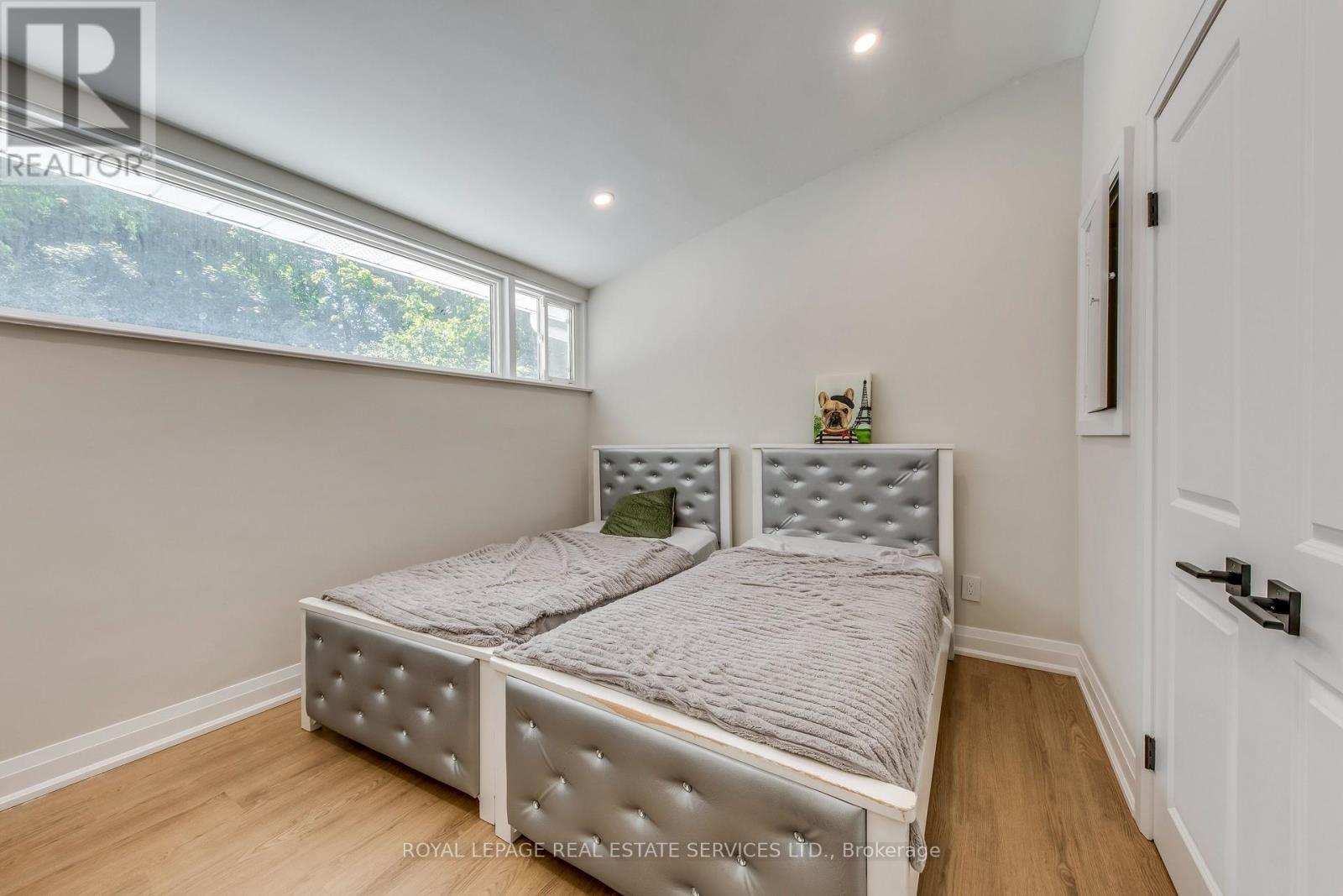 9 - 3308 The Credit Woodlands, Mississauga, Ontario  L5C 2J8 - Photo 13 - W12900488