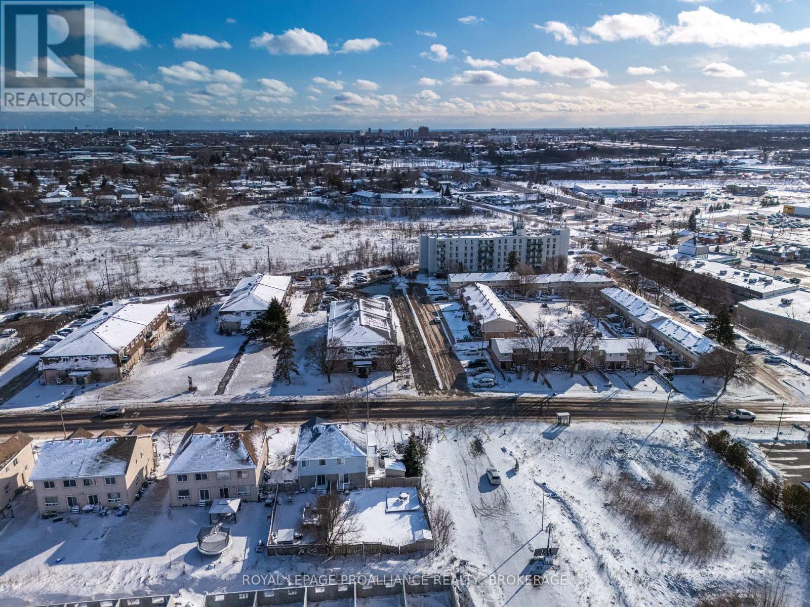 303 Conacher Drive, Kingston, Ontario  K7K 7J6 - Photo 37 - X12900444