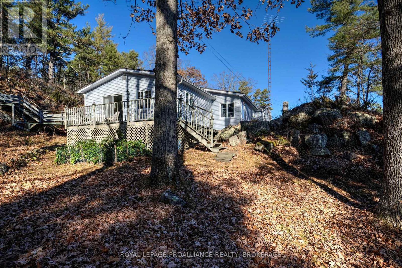 222 Creek Crossing Lane, Rideau Lakes, Ontario  K0G 1X0 - Photo 37 - X12900556