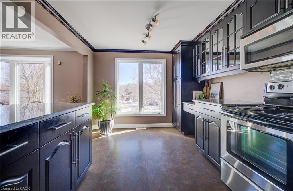 24 Farmington Place, Kitchener, Ontario  N2P 1Y3 - Photo 12 - 40810553