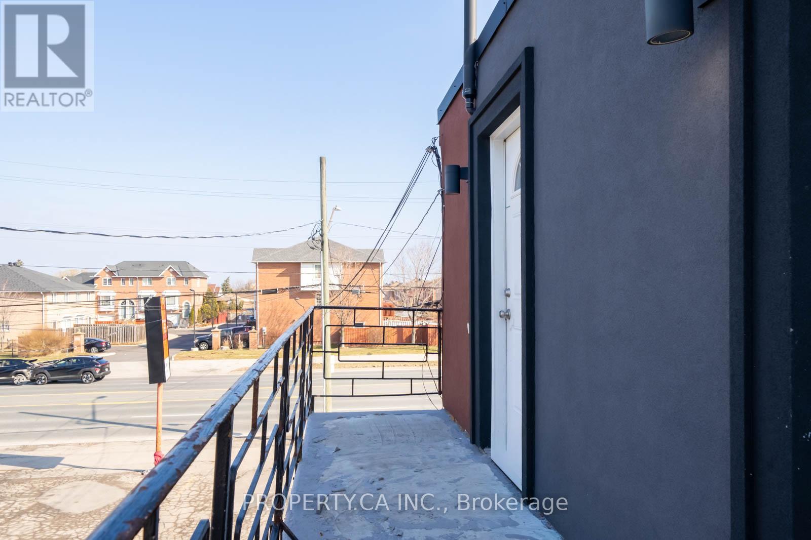 #2 Upper - 438 Highway 8, Hamilton, Ontario  L8G 1G3 - Photo 14 - X12900516