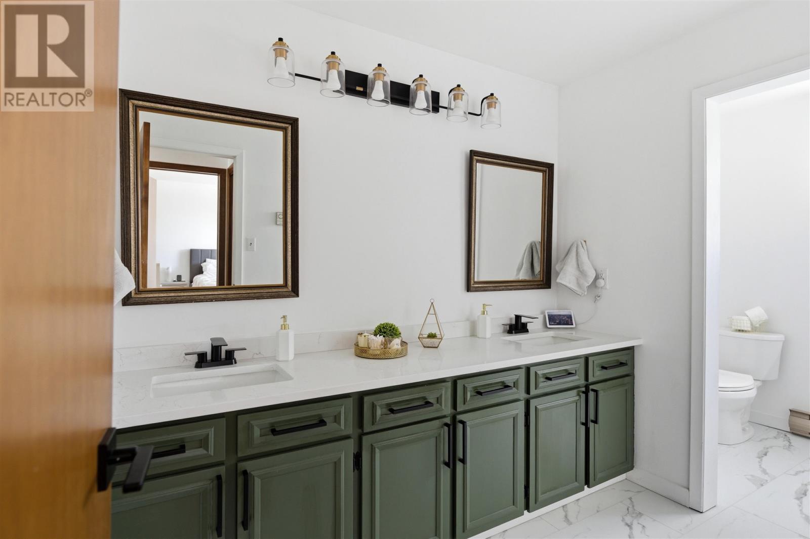 121 Centennial Ave, Sault Ste. Marie, Ontario  P6A 5B2 - Photo 32 - SM260492