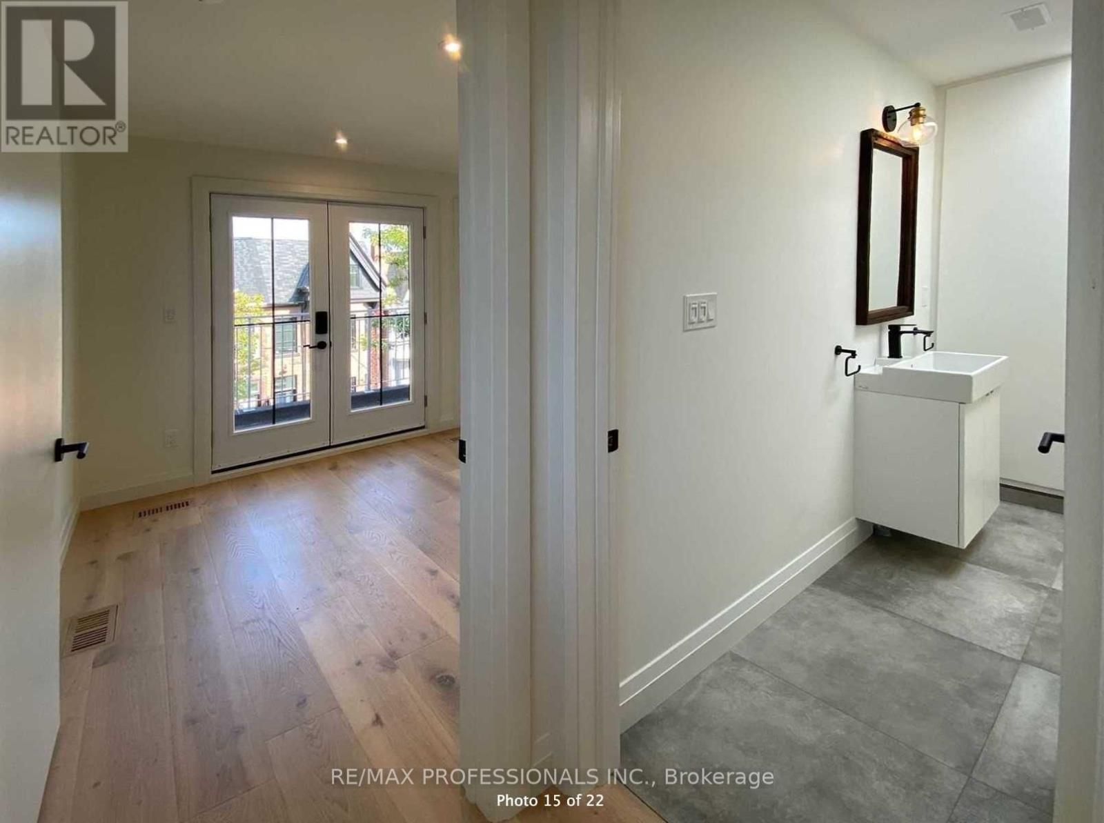 B - 41 Rolyat Street, Toronto, Ontario  M6J 1S5 - Photo 22 - C12863556