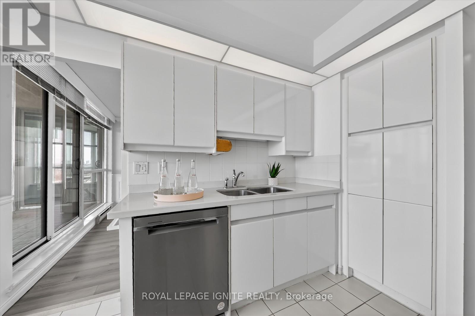 1030 - 10 Guildwood Parkway, Toronto (Guildwood), Ontario  M1E 5B5 - Photo 17 - E12899678