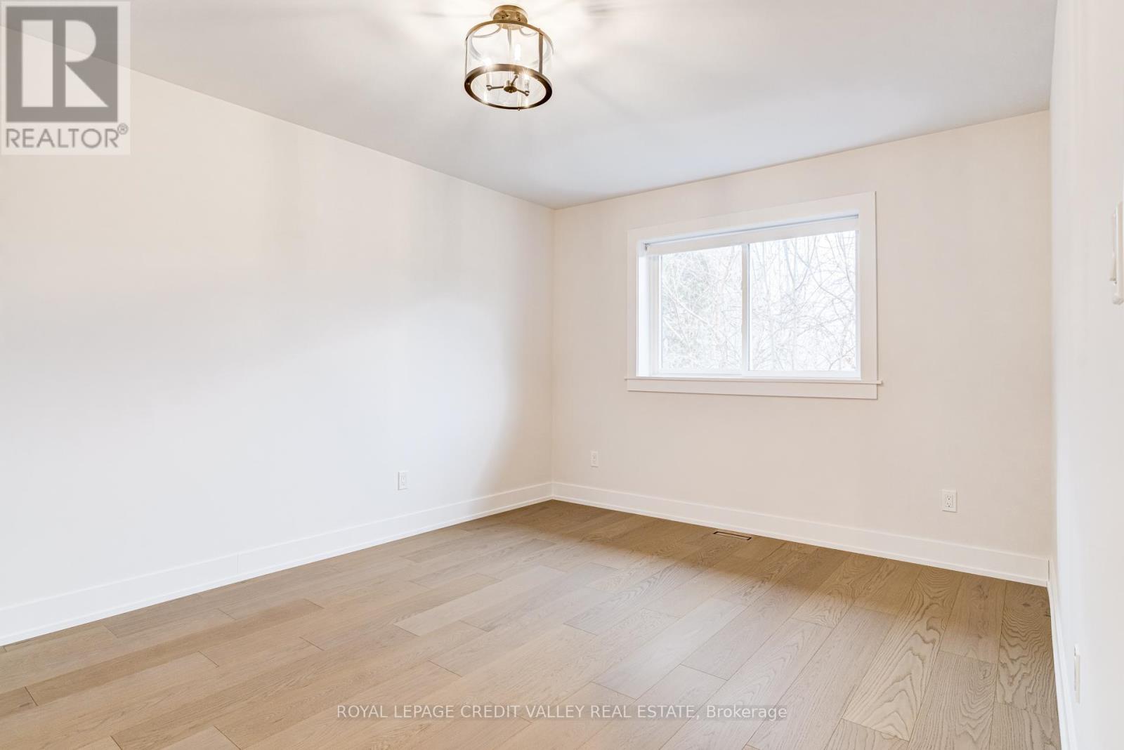 500 Selsey Drive, Mississauga, Ontario  L5A 1B9 - Photo 38 - W12890422