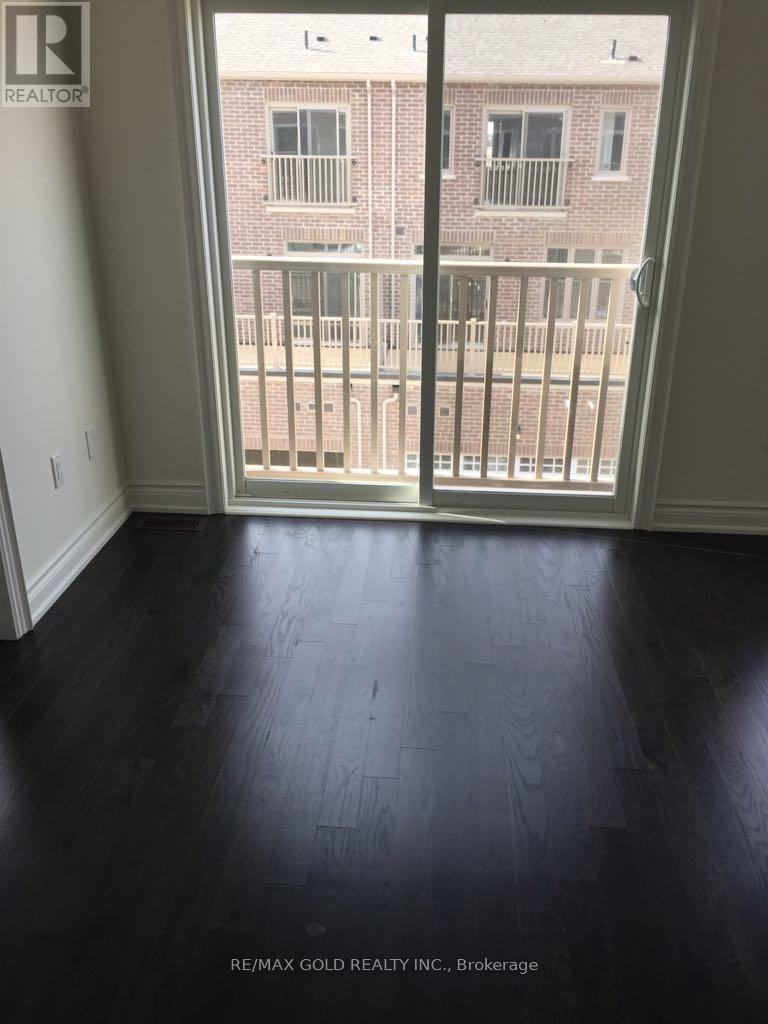 36 Brushwood Drive, Brampton, Ontario  L6Y 6G6 - Photo 18 - W12898364