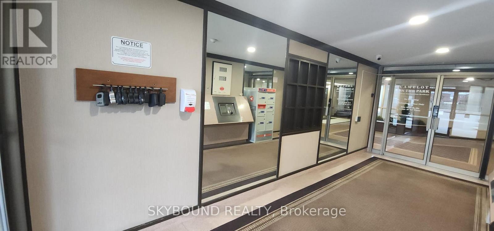 423 - 8351 Mclaughlin Road, Brampton, Ontario  L6Y 4H8 - Photo 2 - W12900458