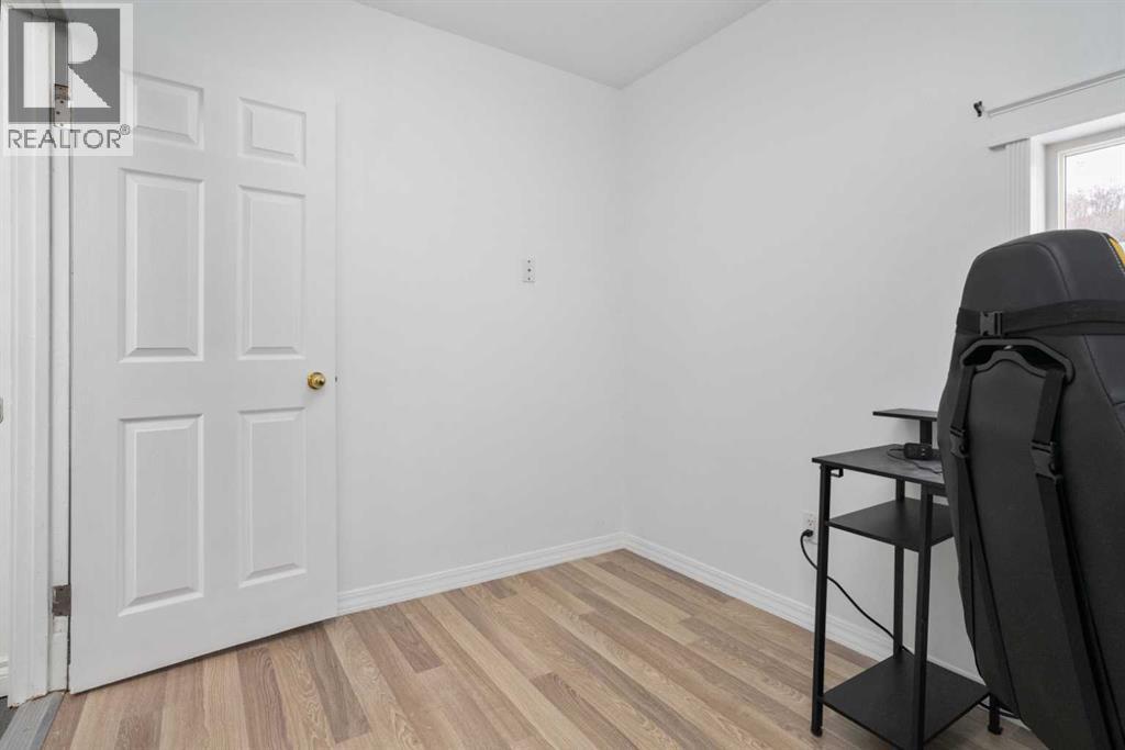 211 Red Wing Crescent, Tillicum Beach, Alberta  T4V 2M9 - Photo 12 - A2293846