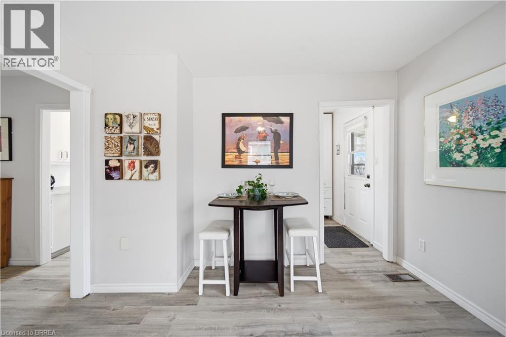 112 Dundas Street W, Paris, Ontario  N3L 1G9 - Photo 10 - 40812105